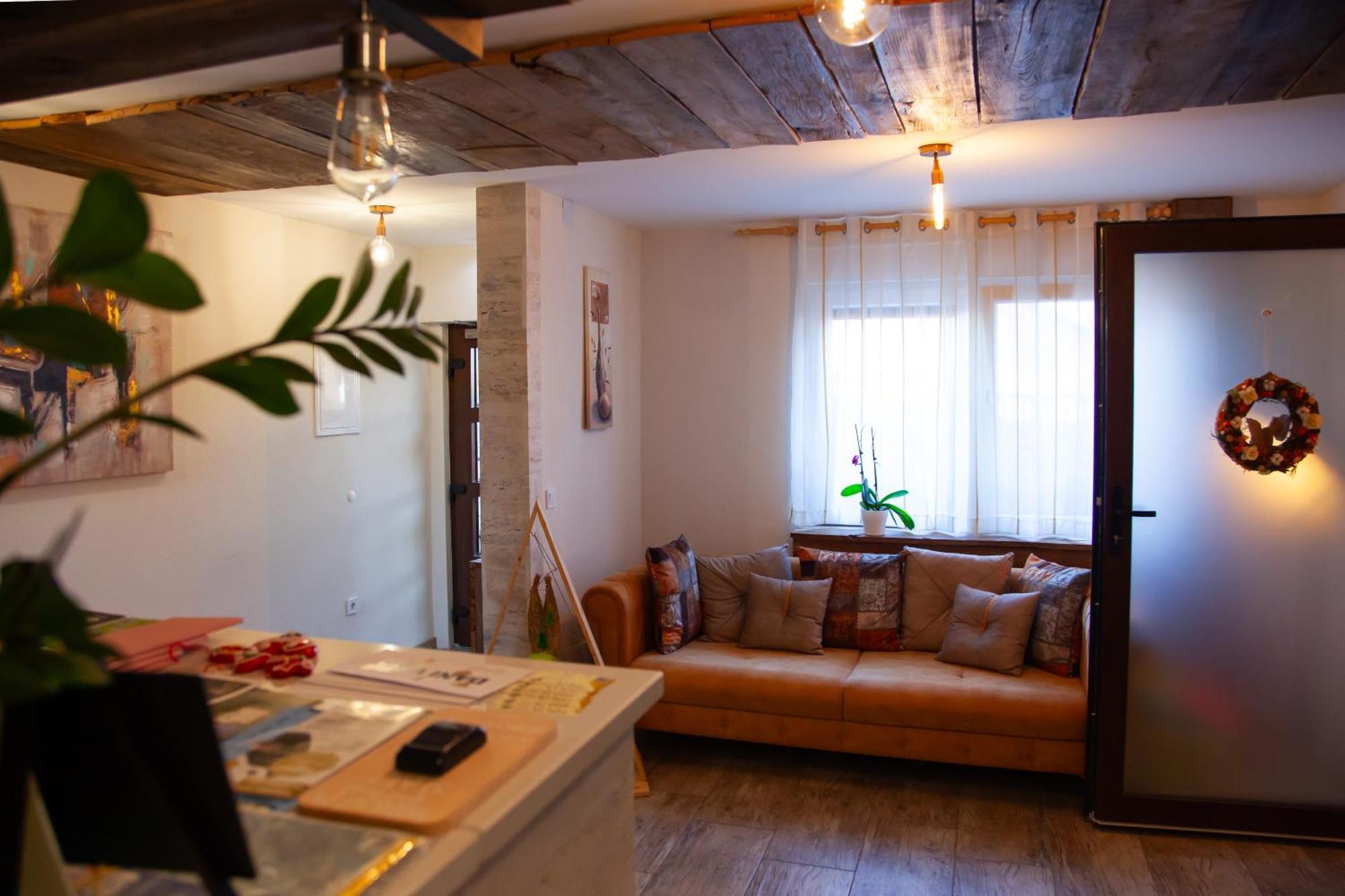 Sobe App Moj Hir Bed And Breakfast Jastrebarsko Exteriér fotografie
